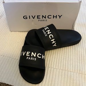 Givenchy slides sz EU 39